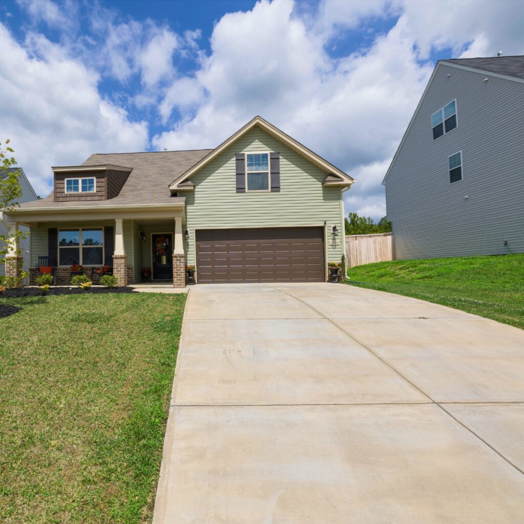 driveway paving company