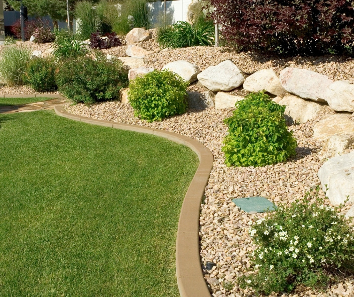 ZJ's Estate Maintenance landscaping services in lancaster